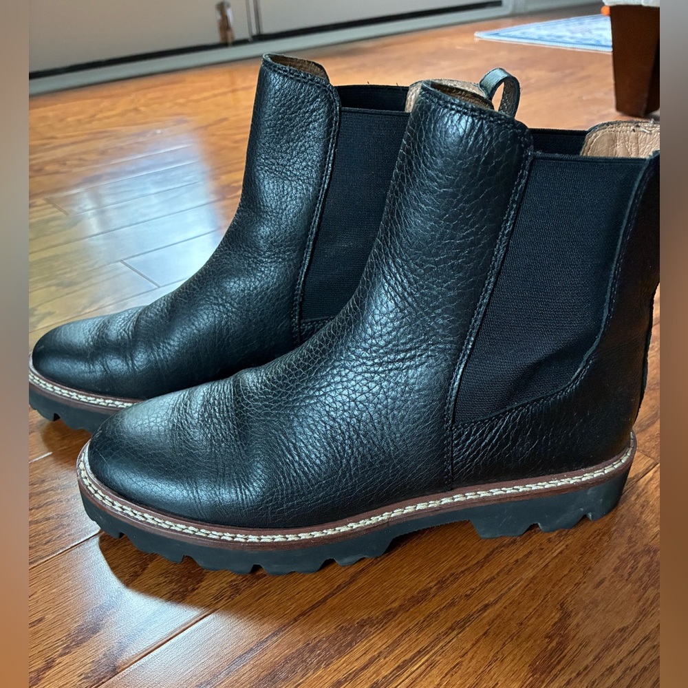 Madewell Black Leather Chelsea Boots